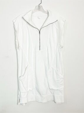 Daily Practice Meru Mini Sleeveless Half-Zip Hooded Tunic - White